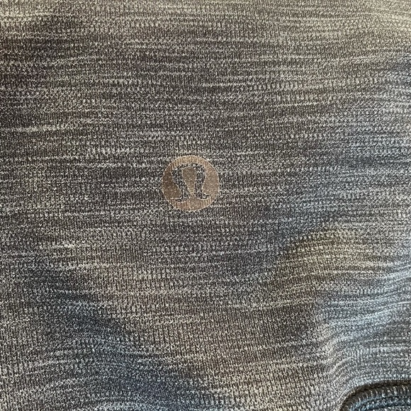 Wunder Under Heathered Gray Size 2 lululemon - Picture 4 of 5